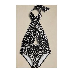 Twisted-Knot Swimsuit